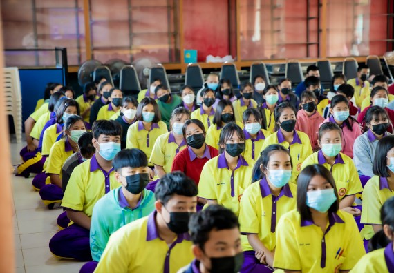 ภาพกิจกรรม  คณะวิทยาศาสตร์และเทคโนโลยี จัดค่ายวิทยาศาสตร์สัญจรโรงเรียนทุ่งโพธิ์ทะเลพิทยา