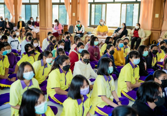 ภาพกิจกรรม  คณะวิทยาศาสตร์และเทคโนโลยี จัดค่ายวิทยาศาสตร์สัญจรโรงเรียนทุ่งโพธิ์ทะเลพิทยา