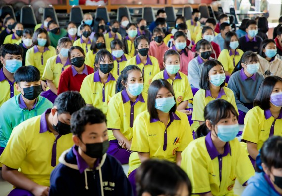 ภาพกิจกรรม  คณะวิทยาศาสตร์และเทคโนโลยี จัดค่ายวิทยาศาสตร์สัญจรโรงเรียนทุ่งโพธิ์ทะเลพิทยา