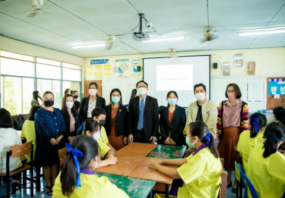 ภาพกิจกรรม  คณะวิทยาศาสตร์และเทคโนโลยี จัดค่ายวิทยาศาสตร์สัญจรโรงเรียนทุ่งโพธิ์ทะเลพิทยา