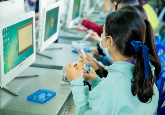 ภาพกิจกรรม  คณะวิทยาศาสตร์และเทคโนโลยี จัดค่ายวิทยาศาสตร์สัญจรโรงเรียนทุ่งโพธิ์ทะเลพิทยา