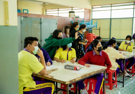 ภาพกิจกรรม  คณะวิทยาศาสตร์และเทคโนโลยี จัดค่ายวิทยาศาสตร์สัญจรโรงเรียนทุ่งโพธิ์ทะเลพิทยา