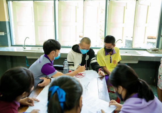 ภาพกิจกรรม  คณะวิทยาศาสตร์และเทคโนโลยี จัดค่ายวิทยาศาสตร์สัญจรโรงเรียนทุ่งโพธิ์ทะเลพิทยา