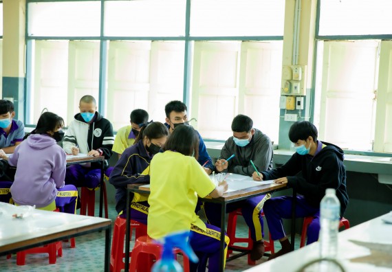 ภาพกิจกรรม  คณะวิทยาศาสตร์และเทคโนโลยี จัดค่ายวิทยาศาสตร์สัญจรโรงเรียนทุ่งโพธิ์ทะเลพิทยา