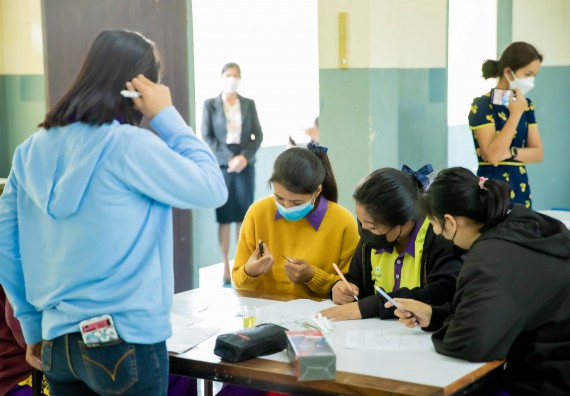 ภาพกิจกรรม  คณะวิทยาศาสตร์และเทคโนโลยี จัดค่ายวิทยาศาสตร์สัญจรโรงเรียนทุ่งโพธิ์ทะเลพิทยา