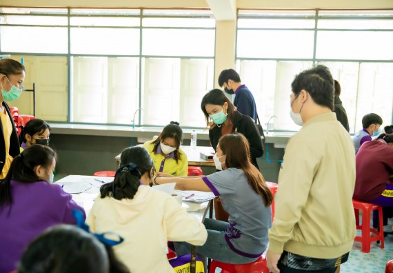ภาพกิจกรรม  คณะวิทยาศาสตร์และเทคโนโลยี จัดค่ายวิทยาศาสตร์สัญจรโรงเรียนทุ่งโพธิ์ทะเลพิทยา