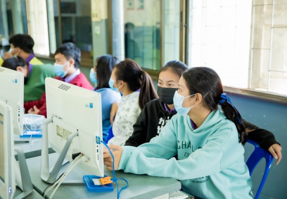 ภาพกิจกรรม  คณะวิทยาศาสตร์และเทคโนโลยี จัดค่ายวิทยาศาสตร์สัญจรโรงเรียนทุ่งโพธิ์ทะเลพิทยา