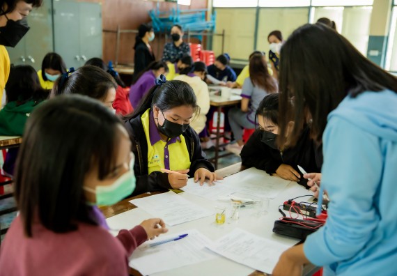 ภาพกิจกรรม  คณะวิทยาศาสตร์และเทคโนโลยี จัดค่ายวิทยาศาสตร์สัญจรโรงเรียนทุ่งโพธิ์ทะเลพิทยา