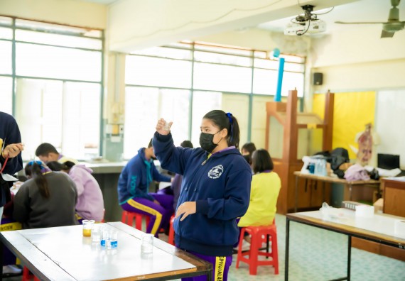 ภาพกิจกรรม  คณะวิทยาศาสตร์และเทคโนโลยี จัดค่ายวิทยาศาสตร์สัญจรโรงเรียนทุ่งโพธิ์ทะเลพิทยา
