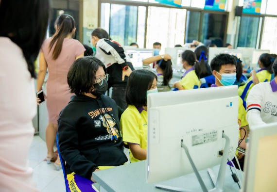 ภาพกิจกรรม  คณะวิทยาศาสตร์และเทคโนโลยี จัดค่ายวิทยาศาสตร์สัญจรโรงเรียนทุ่งโพธิ์ทะเลพิทยา