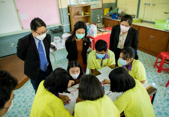 ภาพกิจกรรม  คณะวิทยาศาสตร์และเทคโนโลยี จัดค่ายวิทยาศาสตร์สัญจรโรงเรียนทุ่งโพธิ์ทะเลพิทยา