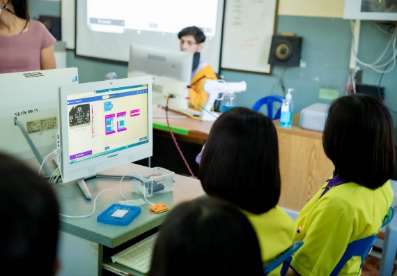 ภาพกิจกรรม  คณะวิทยาศาสตร์และเทคโนโลยี จัดค่ายวิทยาศาสตร์สัญจรโรงเรียนทุ่งโพธิ์ทะเลพิทยา