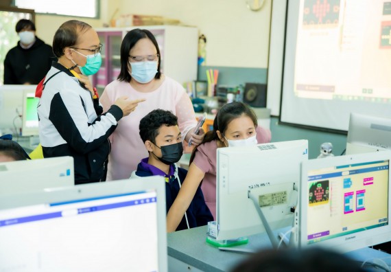 ภาพกิจกรรม  คณะวิทยาศาสตร์และเทคโนโลยี จัดค่ายวิทยาศาสตร์สัญจรโรงเรียนทุ่งโพธิ์ทะเลพิทยา