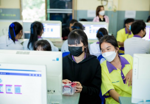 ภาพกิจกรรม  คณะวิทยาศาสตร์และเทคโนโลยี จัดค่ายวิทยาศาสตร์สัญจรโรงเรียนทุ่งโพธิ์ทะเลพิทยา