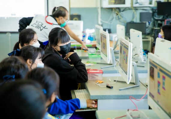 ภาพกิจกรรม  คณะวิทยาศาสตร์และเทคโนโลยี จัดค่ายวิทยาศาสตร์สัญจรโรงเรียนทุ่งโพธิ์ทะเลพิทยา