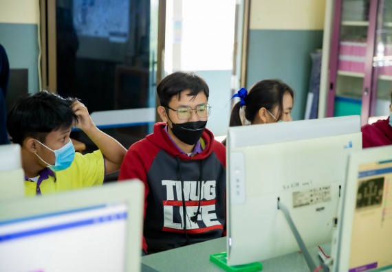 ภาพกิจกรรม  คณะวิทยาศาสตร์และเทคโนโลยี จัดค่ายวิทยาศาสตร์สัญจรโรงเรียนทุ่งโพธิ์ทะเลพิทยา