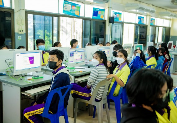 ภาพกิจกรรม  คณะวิทยาศาสตร์และเทคโนโลยี จัดค่ายวิทยาศาสตร์สัญจรโรงเรียนทุ่งโพธิ์ทะเลพิทยา