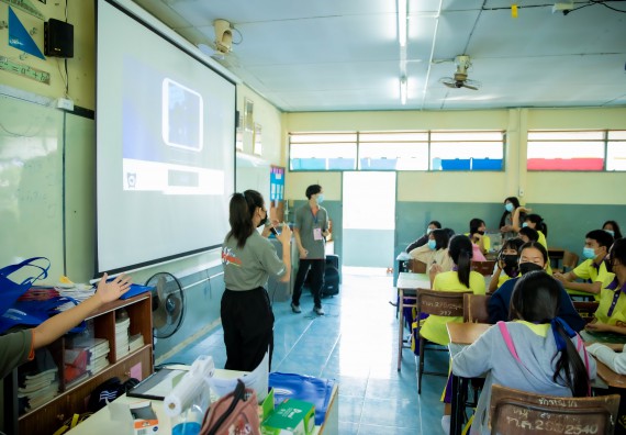 ภาพกิจกรรม  คณะวิทยาศาสตร์และเทคโนโลยี จัดค่ายวิทยาศาสตร์สัญจรโรงเรียนทุ่งโพธิ์ทะเลพิทยา