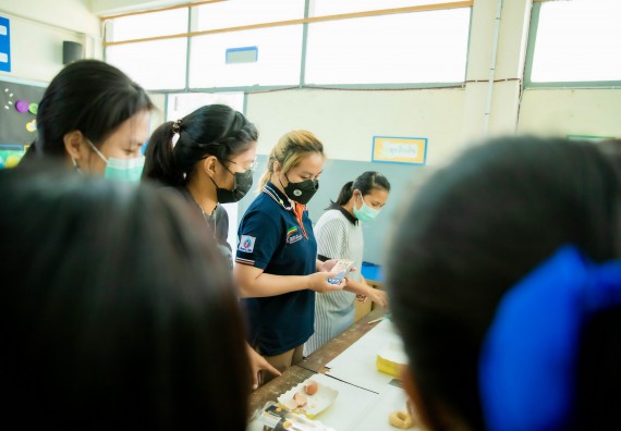 ภาพกิจกรรม  คณะวิทยาศาสตร์และเทคโนโลยี จัดค่ายวิทยาศาสตร์สัญจรโรงเรียนทุ่งโพธิ์ทะเลพิทยา