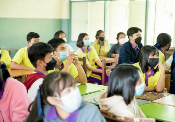 ภาพกิจกรรม  คณะวิทยาศาสตร์และเทคโนโลยี จัดค่ายวิทยาศาสตร์สัญจรโรงเรียนทุ่งโพธิ์ทะเลพิทยา