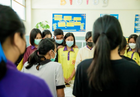 ภาพกิจกรรม  คณะวิทยาศาสตร์และเทคโนโลยี จัดค่ายวิทยาศาสตร์สัญจรโรงเรียนทุ่งโพธิ์ทะเลพิทยา