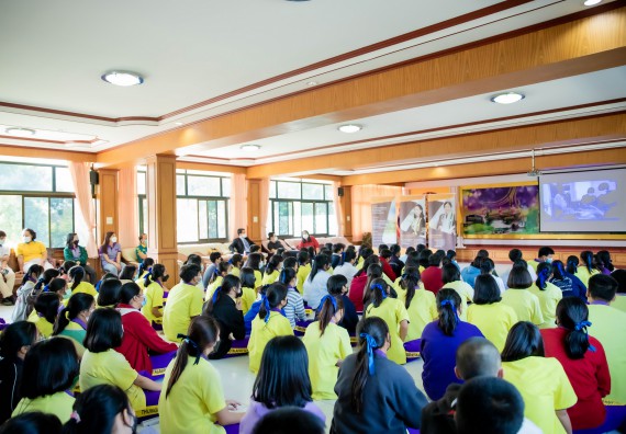 ภาพกิจกรรม  คณะวิทยาศาสตร์และเทคโนโลยี จัดค่ายวิทยาศาสตร์สัญจรโรงเรียนทุ่งโพธิ์ทะเลพิทยา