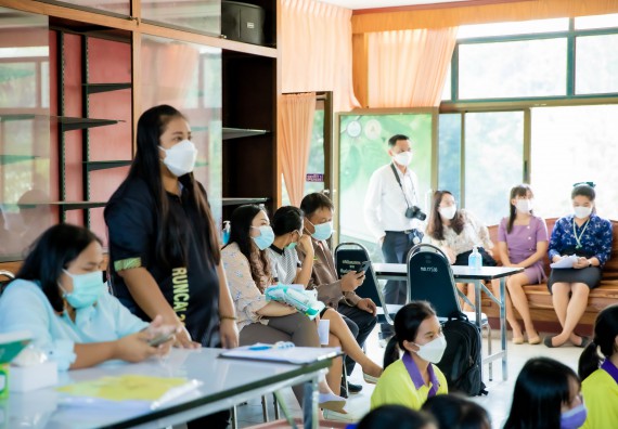 ภาพกิจกรรม  คณะวิทยาศาสตร์และเทคโนโลยี จัดค่ายวิทยาศาสตร์สัญจรโรงเรียนทุ่งโพธิ์ทะเลพิทยา