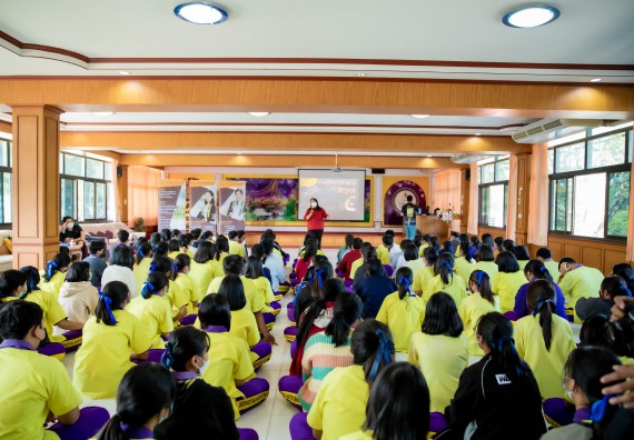 ภาพกิจกรรม  คณะวิทยาศาสตร์และเทคโนโลยี จัดค่ายวิทยาศาสตร์สัญจรโรงเรียนทุ่งโพธิ์ทะเลพิทยา