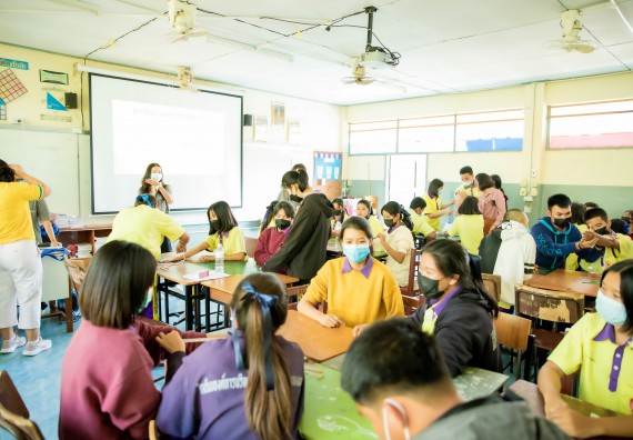 ภาพกิจกรรม  คณะวิทยาศาสตร์และเทคโนโลยี จัดค่ายวิทยาศาสตร์สัญจรโรงเรียนทุ่งโพธิ์ทะเลพิทยา