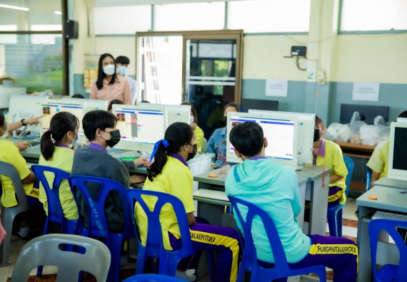 ภาพกิจกรรม  คณะวิทยาศาสตร์และเทคโนโลยี จัดค่ายวิทยาศาสตร์สัญจรโรงเรียนทุ่งโพธิ์ทะเลพิทยา