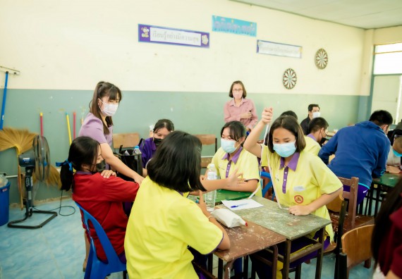 ภาพกิจกรรม  คณะวิทยาศาสตร์และเทคโนโลยี จัดค่ายวิทยาศาสตร์สัญจรโรงเรียนทุ่งโพธิ์ทะเลพิทยา