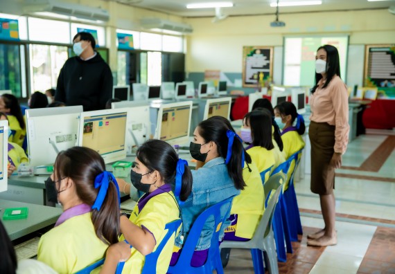 ภาพกิจกรรม  คณะวิทยาศาสตร์และเทคโนโลยี จัดค่ายวิทยาศาสตร์สัญจรโรงเรียนทุ่งโพธิ์ทะเลพิทยา