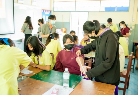 ภาพกิจกรรม  คณะวิทยาศาสตร์และเทคโนโลยี จัดค่ายวิทยาศาสตร์สัญจรโรงเรียนทุ่งโพธิ์ทะเลพิทยา