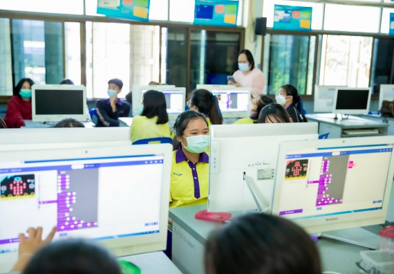 ภาพกิจกรรม  คณะวิทยาศาสตร์และเทคโนโลยี จัดค่ายวิทยาศาสตร์สัญจรโรงเรียนทุ่งโพธิ์ทะเลพิทยา