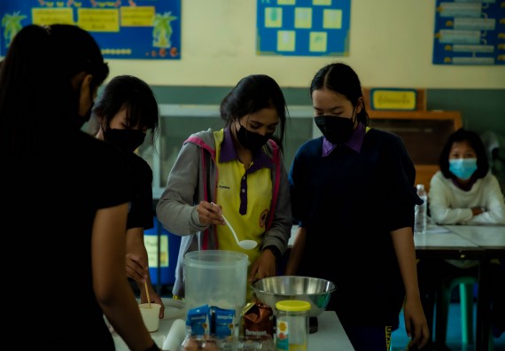 ภาพกิจกรรม  คณะวิทยาศาสตร์และเทคโนโลยี จัดค่ายวิทยาศาสตร์สัญจรโรงเรียนทุ่งโพธิ์ทะเลพิทยา