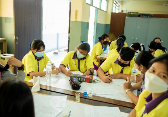 ภาพกิจกรรม  คณะวิทยาศาสตร์และเทคโนโลยี จัดค่ายวิทยาศาสตร์สัญจรโรงเรียนทุ่งโพธิ์ทะเลพิทยา