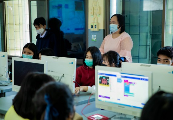 ภาพกิจกรรม  คณะวิทยาศาสตร์และเทคโนโลยี จัดค่ายวิทยาศาสตร์สัญจรโรงเรียนทุ่งโพธิ์ทะเลพิทยา