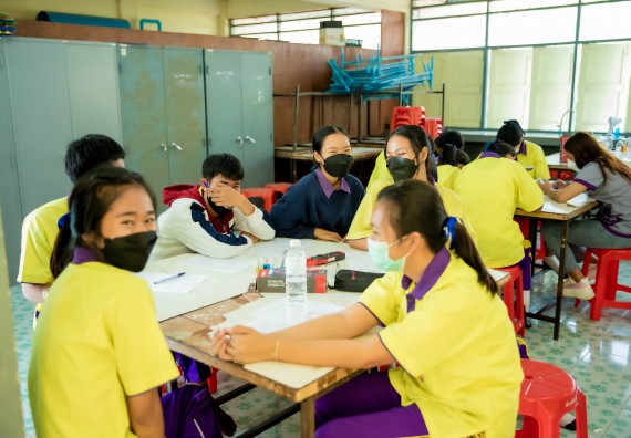 ภาพกิจกรรม  คณะวิทยาศาสตร์และเทคโนโลยี จัดค่ายวิทยาศาสตร์สัญจรโรงเรียนทุ่งโพธิ์ทะเลพิทยา