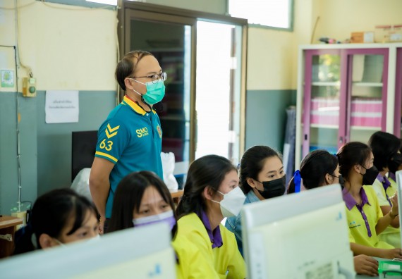 ภาพกิจกรรม  คณะวิทยาศาสตร์และเทคโนโลยี จัดค่ายวิทยาศาสตร์สัญจรโรงเรียนทุ่งโพธิ์ทะเลพิทยา
