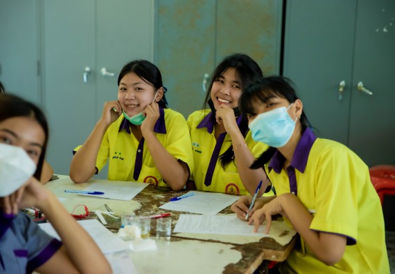 ภาพกิจกรรม  คณะวิทยาศาสตร์และเทคโนโลยี จัดค่ายวิทยาศาสตร์สัญจรโรงเรียนทุ่งโพธิ์ทะเลพิทยา