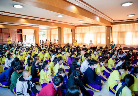 ภาพกิจกรรม  คณะวิทยาศาสตร์และเทคโนโลยี จัดค่ายวิทยาศาสตร์สัญจรโรงเรียนทุ่งโพธิ์ทะเลพิทยา