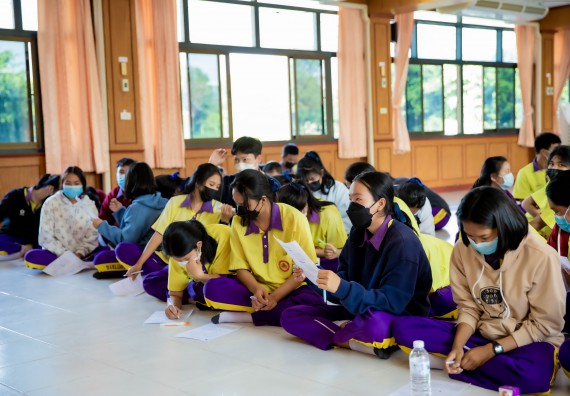 ภาพกิจกรรม  คณะวิทยาศาสตร์และเทคโนโลยี จัดค่ายวิทยาศาสตร์สัญจรโรงเรียนทุ่งโพธิ์ทะเลพิทยา