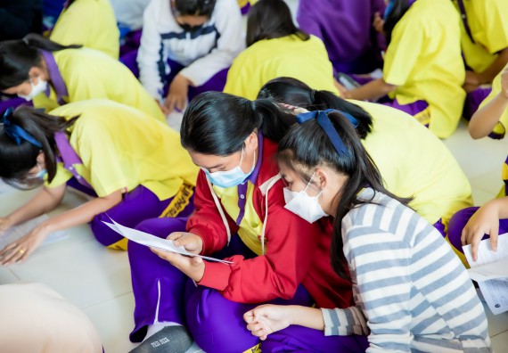 ภาพกิจกรรม  คณะวิทยาศาสตร์และเทคโนโลยี จัดค่ายวิทยาศาสตร์สัญจรโรงเรียนทุ่งโพธิ์ทะเลพิทยา