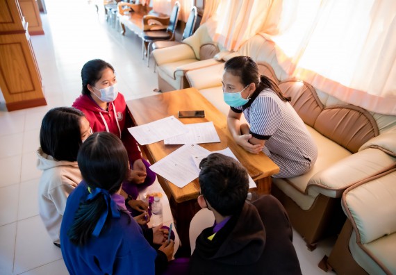 ภาพกิจกรรม  คณะวิทยาศาสตร์และเทคโนโลยี จัดค่ายวิทยาศาสตร์สัญจรโรงเรียนทุ่งโพธิ์ทะเลพิทยา