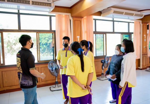 ภาพกิจกรรม  คณะวิทยาศาสตร์และเทคโนโลยี จัดค่ายวิทยาศาสตร์สัญจรโรงเรียนทุ่งโพธิ์ทะเลพิทยา