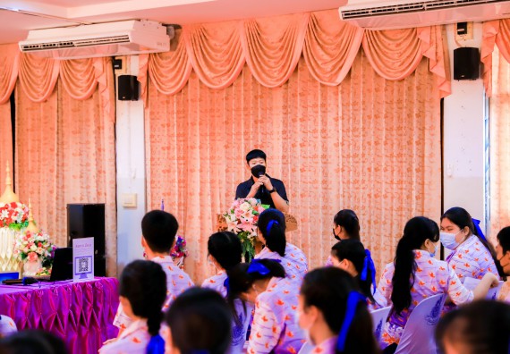 ภาพกิจกรรม   คณะวิทยาศาสตร์และเทคโนโลยี จัดค่ายวิทยาศาสตร์สัญจรโรงเรียนเฉลิมพระเกียรติสมเด็จพระศรีนครินทร์ กำแพงเพชร ฯ