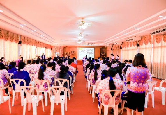 ภาพกิจกรรม   คณะวิทยาศาสตร์และเทคโนโลยี จัดค่ายวิทยาศาสตร์สัญจรโรงเรียนเฉลิมพระเกียรติสมเด็จพระศรีนครินทร์ กำแพงเพชร ฯ