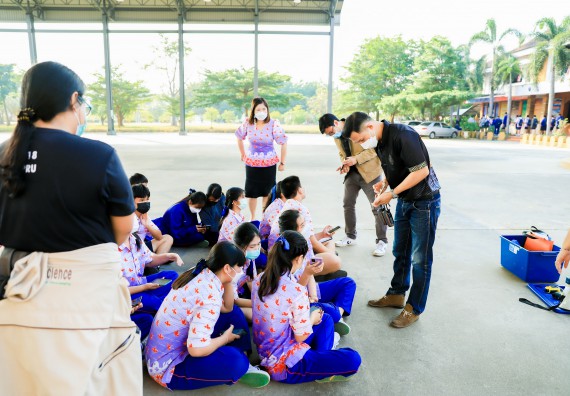 ภาพกิจกรรม   คณะวิทยาศาสตร์และเทคโนโลยี จัดค่ายวิทยาศาสตร์สัญจรโรงเรียนเฉลิมพระเกียรติสมเด็จพระศรีนครินทร์ กำแพงเพชร ฯ