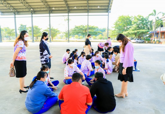 ภาพกิจกรรม   คณะวิทยาศาสตร์และเทคโนโลยี จัดค่ายวิทยาศาสตร์สัญจรโรงเรียนเฉลิมพระเกียรติสมเด็จพระศรีนครินทร์ กำแพงเพชร ฯ