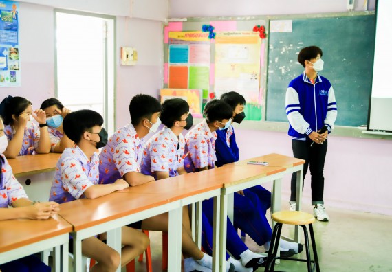 ภาพกิจกรรม   คณะวิทยาศาสตร์และเทคโนโลยี จัดค่ายวิทยาศาสตร์สัญจรโรงเรียนเฉลิมพระเกียรติสมเด็จพระศรีนครินทร์ กำแพงเพชร ฯ